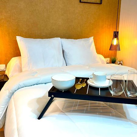 Chic Oasis In Rouen Apartment Екстериор снимка