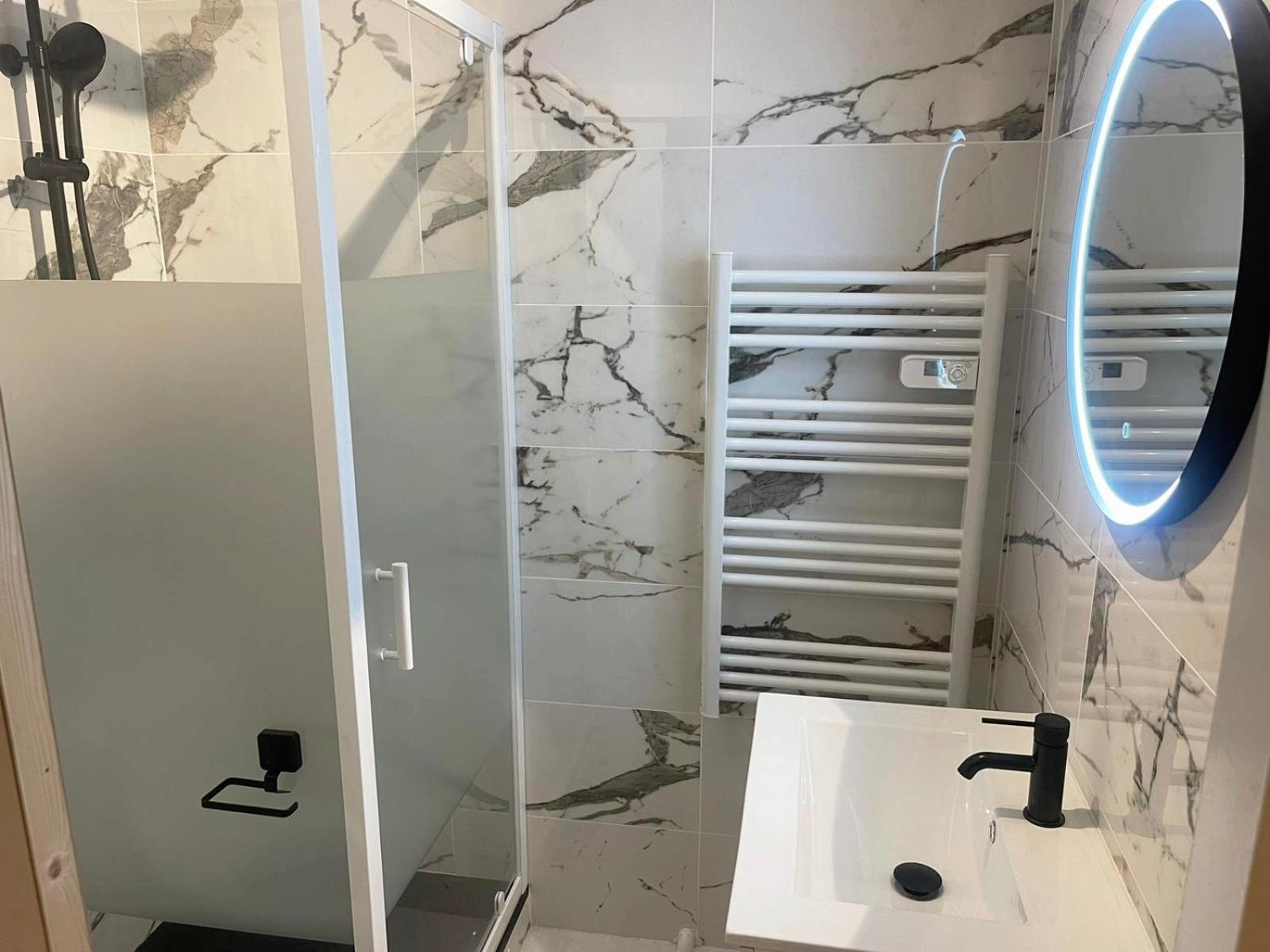 Chic Oasis In Rouen Apartment Екстериор снимка