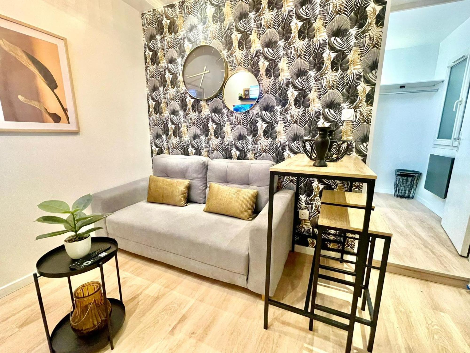 Chic Oasis In Rouen Apartment Екстериор снимка