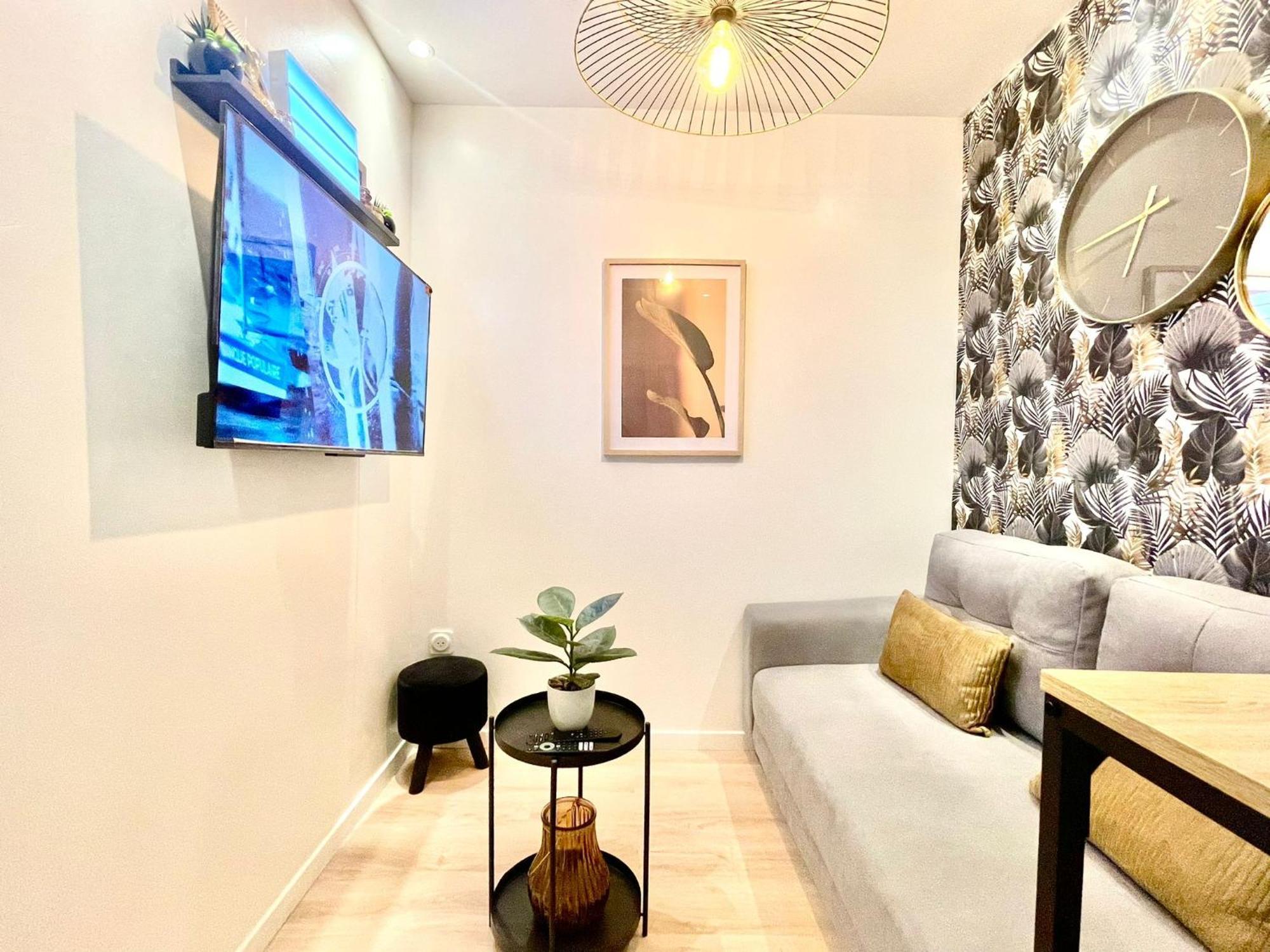 Chic Oasis In Rouen Apartment Екстериор снимка
